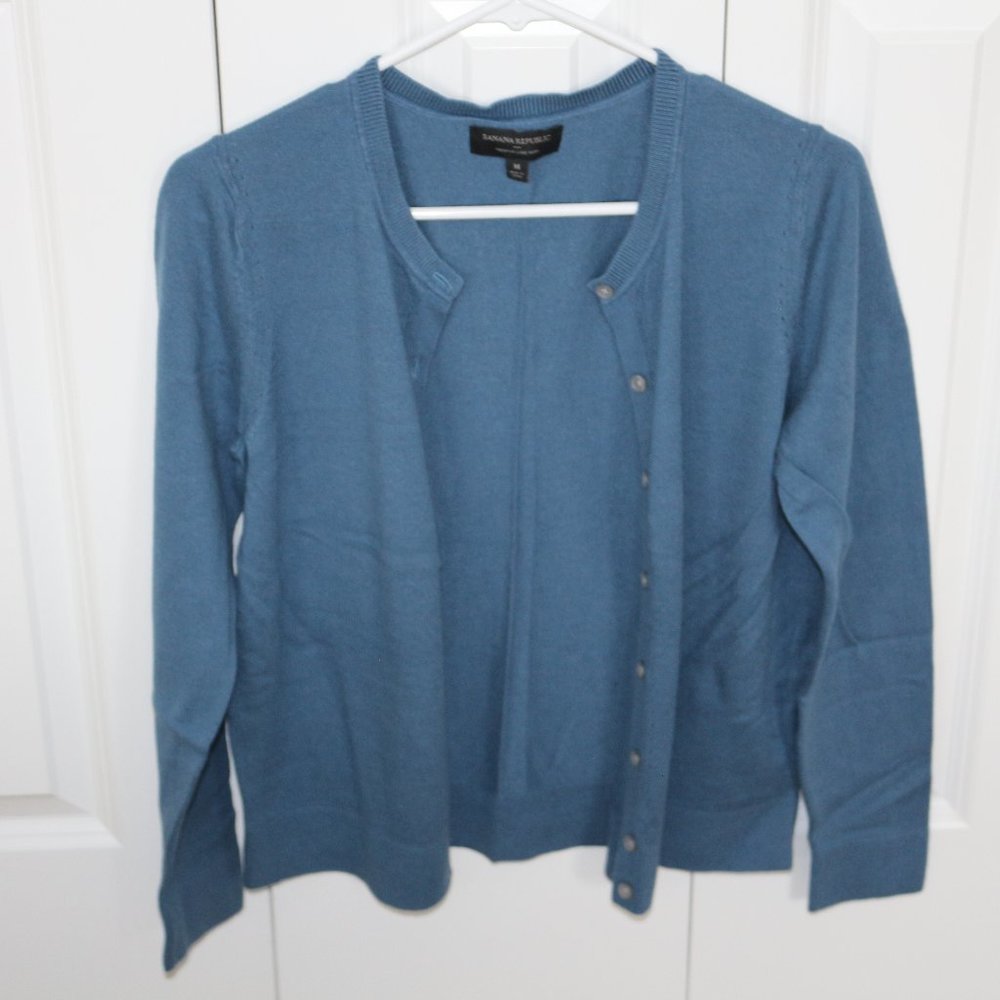 Banana Republic Blue Cardigan Size Medium